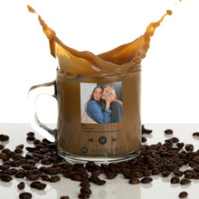 Carica l'immagine nel visualizzatore di Gallery, Tazza in vetro trasparente con codice spotify e foto personalizzabile