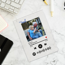Carica l'immagine nel visualizzatore di Gallery, Targa "Nonno" con codice spotify e foto personalizzabile 15cm x 20cm