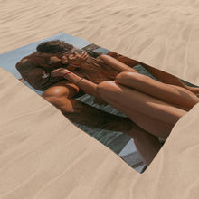Carica l'immagine nel visualizzatore di Gallery, Telo mare 70cm x 100cm personalizzabile