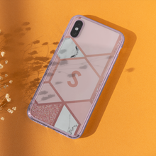 Carica l'immagine nel visualizzatore di Gallery, Cover protection "Lines e Iniziali" personalizzabile