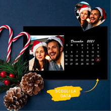 Carica l'immagine nel visualizzatore di Gallery, Cartolina Nera Calendario con foto e data personalizzabili