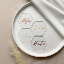 Carica l'immagine nel visualizzatore di Gallery, Segnaposto esagonale con nome personalizzabile