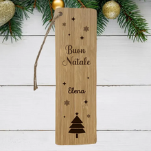 Carica l'immagine nel visualizzatore di Gallery, Segnalibro Natalizio in legno con nome personalizzabile