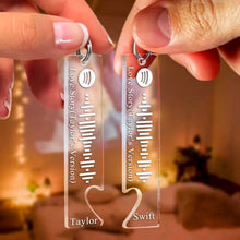 Carica l'immagine nel visualizzatore di Gallery, Coppia di Portachiavi con cuore e codice Spotify personalizzabile