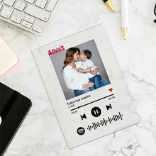 Carica l'immagine nel visualizzatore di Gallery, Targa "Mamma" con codice spotify e foto personalizzabile 15cm x 20cm