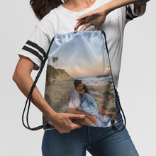 Carica l'immagine nel visualizzatore di Gallery, Zainetto con foto personalizzabile