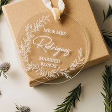 Carica l'immagine nel visualizzatore di Gallery, Segnaposto tondo "You and Me" personalizzabile