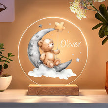 Carica l'immagine nel visualizzatore di Gallery, Targa tonda con base in legno a led "Orso" personalizzabile