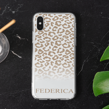 Carica l'immagine nel visualizzatore di Gallery, Cover Protection "Maculato" con nome personalizzabile
