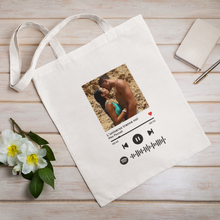 Carica l'immagine nel visualizzatore di Gallery, Borsa con codice spotify e foto personalizzabile