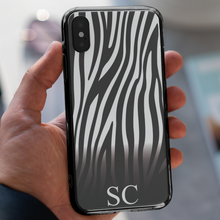 Carica l'immagine nel visualizzatore di Gallery, Cover Protection "Zebrata" con iniziali personalizzabile