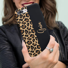 Carica l'immagine nel visualizzatore di Gallery, Cover protection "Leopard" con nome personalizzabile