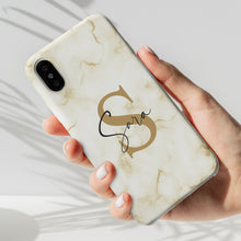 Carica l'immagine nel visualizzatore di Gallery, Cover protection " Gold Marmo" con lettere e nome personalizzabile