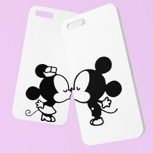 Carica l'immagine nel visualizzatore di Gallery, Coppia di Cover protection bianca "Minnie&Topolino"