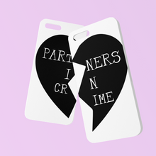 Carica l'immagine nel visualizzatore di Gallery, Coppia di Cover protection bianca "Partners In Crime"