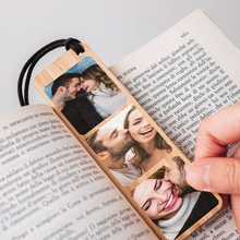 Carica l'immagine nel visualizzatore di Gallery, Segnalibro in legno con foto personalizzabile