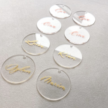 Carica l'immagine nel visualizzatore di Gallery, Segnaposto tondo con nome personalizzabile