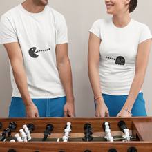 Carica l&#39;immagine nel visualizzatore di Gallery, T-shirt bianca di coppia &quot;Pac-Man&quot;
