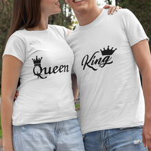 Carica l&#39;immagine nel visualizzatore di Gallery, T-shirt bianca di coppia &quot;King&amp;Queen&quot;
