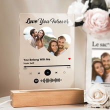Carica l'immagine nel visualizzatore di Gallery, Targa "Love you" con base in legno a led e codice spotify 15cmx20cm personalizzabile