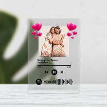 Carica l'immagine nel visualizzatore di Gallery, Targa "LOVE'" con codice spotify e foto personalizzabile 10cm x 15cm