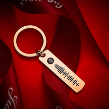 Carica l'immagine nel visualizzatore di Gallery, Portachiavi RoseGold con codice Spotify personalizzabile