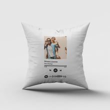 Carica l'immagine nel visualizzatore di Gallery, Cuscino con codice spotify e foto personalizzabile 40 cm x 40 cm