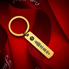 Carica l'immagine nel visualizzatore di Gallery, Portachiavi gold con codice Spotify personalizzabile