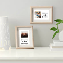 Carica l'immagine nel visualizzatore di Gallery, Quadro effetto rovere con codice spotify e foto personalizzabile 15x20cm