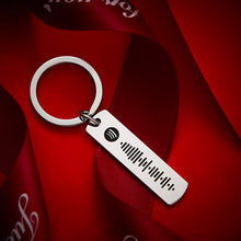 Carica l'immagine nel visualizzatore di Gallery, Portachiavi Silver con codice Spotify personalizzabile