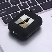 Carica l'immagine nel visualizzatore di Gallery, Cuffie bluetooth nero pastello con foto personalizzabile