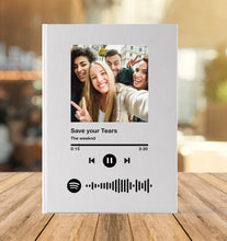 Carica l'immagine nel visualizzatore di Gallery, Agenda con codice spotify e foto personalizzabile