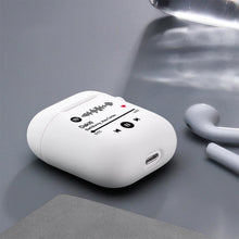 Carica l'immagine nel visualizzatore di Gallery, Cuffie Bluetooth bianco pastello con codice spotify personalizzabile