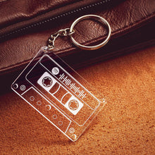 Carica l'immagine nel visualizzatore di Gallery, Portachiavi cassetta con codice spotify personalizzabile