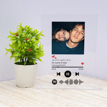Carica l'immagine nel visualizzatore di Gallery, Targa con foto e brano con frase personalizzabile 15cm x 20cm
