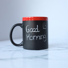 Carica l'immagine nel visualizzatore di Gallery, Tazza lavagna rossa personalizzabile con gessetto