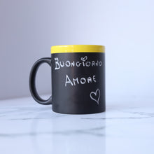 Carica l'immagine nel visualizzatore di Gallery, Tazza lavagna gialla personalizzabile con gessetto