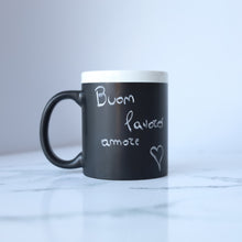 Carica l'immagine nel visualizzatore di Gallery, Tazza lavagna bianca personalizzabile con gessetto