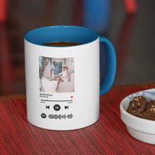 Carica l'immagine nel visualizzatore di Gallery, Tazza blu con codice spotify e foto personalizzabile