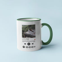 Carica l'immagine nel visualizzatore di Gallery, Tazza verde scuro con codice spotify e foto personalizzabile
