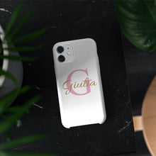 Carica l'immagine nel visualizzatore di Gallery, Cover bianca con lettera e nome personalizzabile