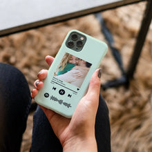 Carica l'immagine nel visualizzatore di Gallery, Cover turchese con codice spotify e foto personalizzabile