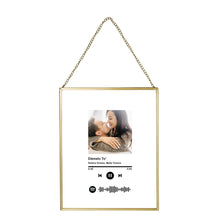 Carica l'immagine nel visualizzatore di Gallery, Quadro gold con codice spotify e foto personalizzabile 20x25cm