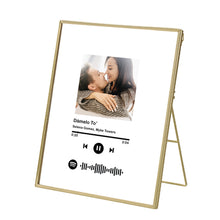 Carica l'immagine nel visualizzatore di Gallery, Quadro gold con codice spotify e foto personalizzabile 20x25cm