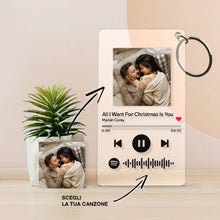 Carica l'immagine nel visualizzatore di Gallery, Portachiavi con codice Spotify e foto personalizzabile 8,5 x 5,5 cm