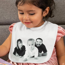 Carica l'immagine nel visualizzatore di Gallery, Bavaglino con foto personalizzabile