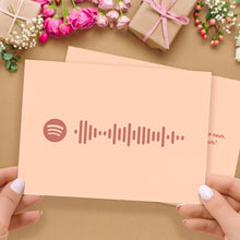 Carica l'immagine nel visualizzatore di Gallery, Cartolina con brano e dedica personalizzabile