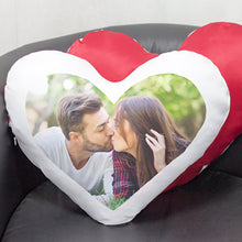 Carica l'immagine nel visualizzatore di Gallery, Cuscino a forma di cuore 35x35cm personalizzabile con retro rosso