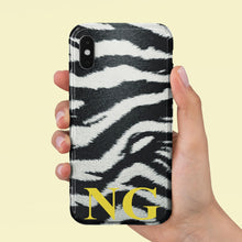 Carica l'immagine nel visualizzatore di Gallery, Cover protection "Zebra" con lettere personalizzabili