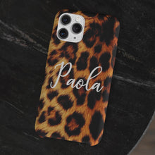 Carica l'immagine nel visualizzatore di Gallery, Cover protection "Animalier" con nome personalizzabile